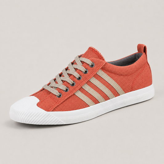 Casual Canvas Sneakers productfoto op warmgrijze achtergrond
