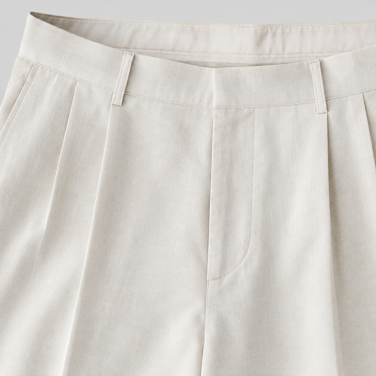 Cavendish Pleated Tailored Shorts – waistband and pleat detail
