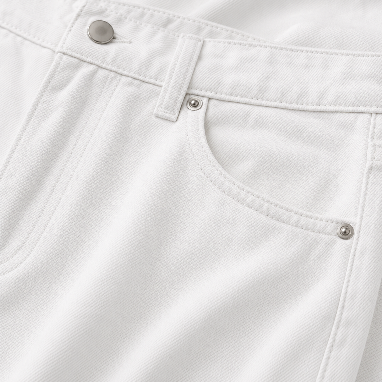 Haversham Relaxed Jeans — pocket and denim detail