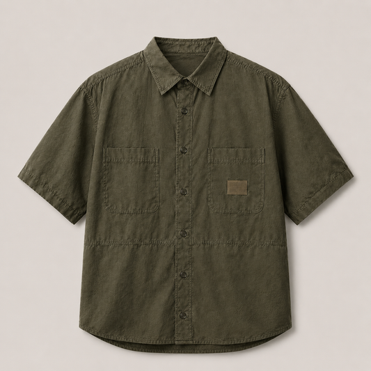 Mercer Patch Workwear Shirt productfoto op uniforme warmgrijze achtergrond