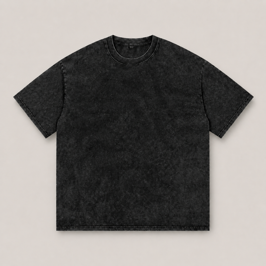 Snow-Washed Tee productfoto op uniforme warmgrijze achtergrond